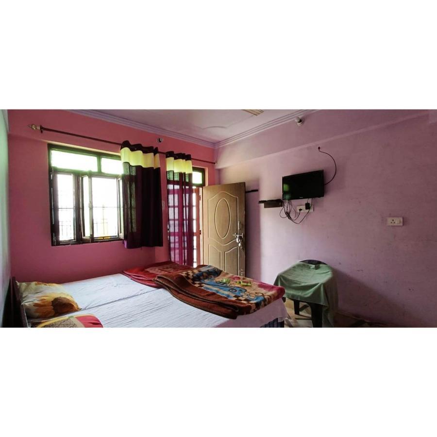 Astha Guest House Gopeshwar Exterior foto